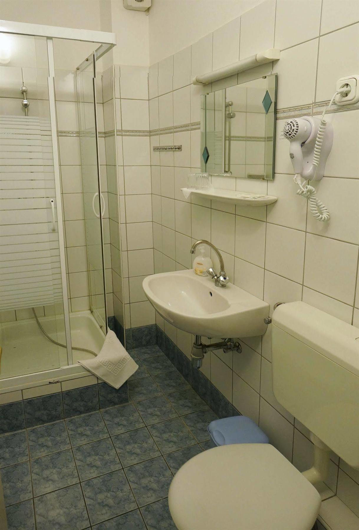 Corvin Hotel Дьёр Экстерьер фото